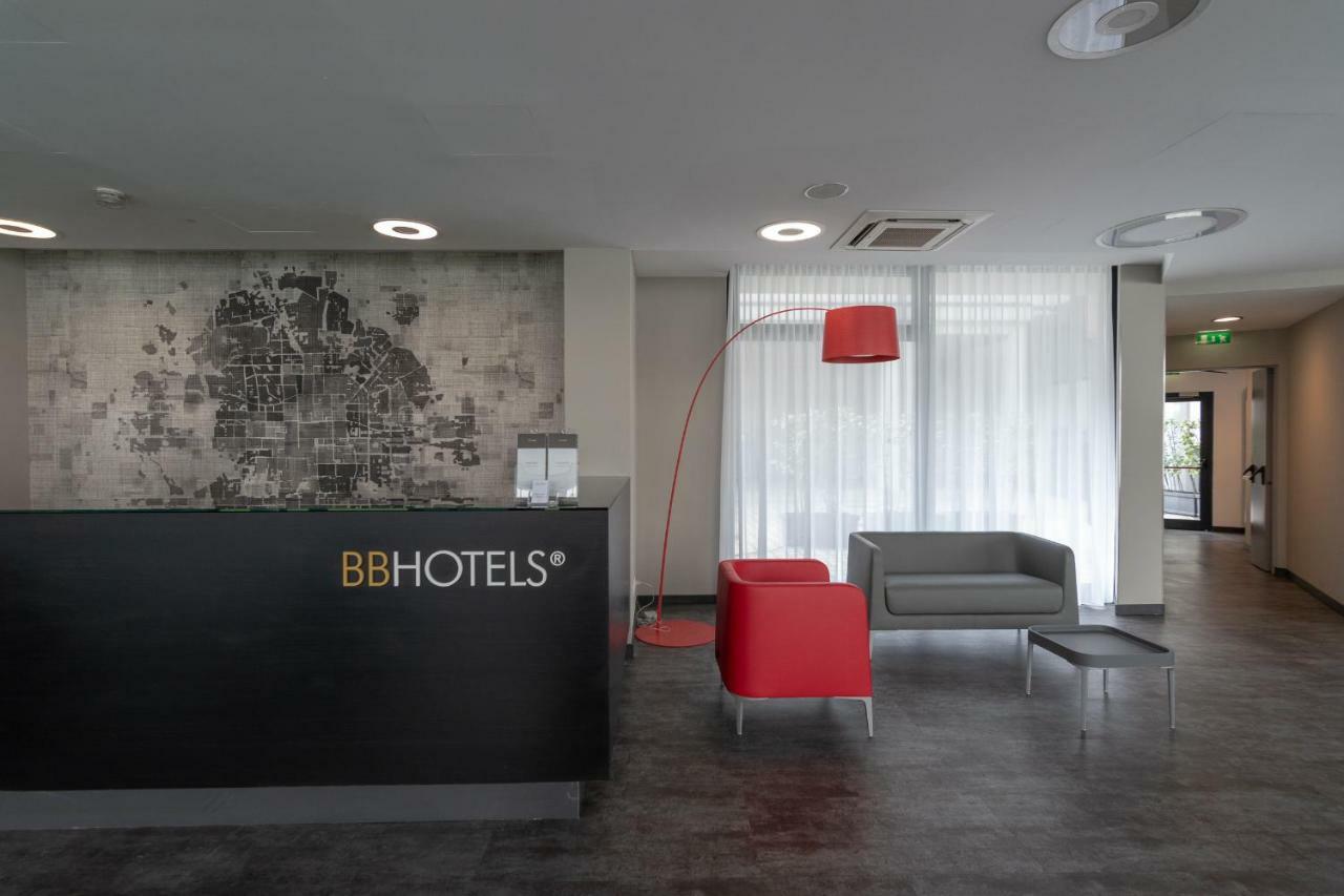 Bb Hotels Smarthotel Milano Linate Kültér fotó
